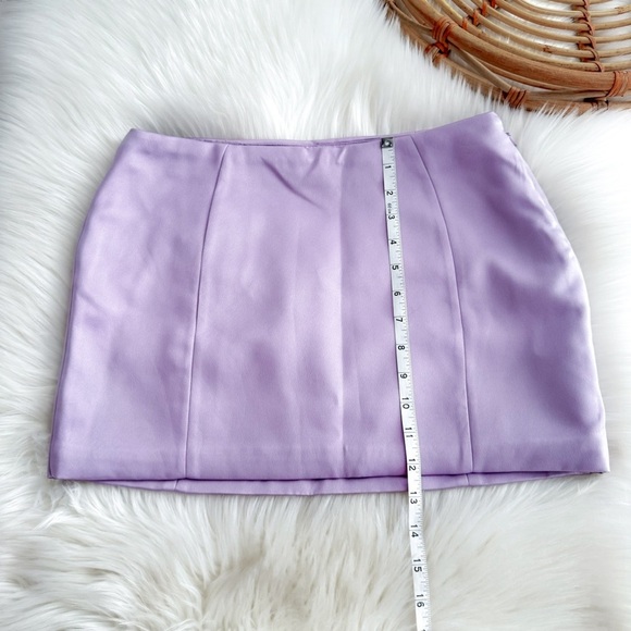 NWOT House Of Cb Elodie Orchid Satin Mini Skirt in Lilac Purple Satin - Picture 9 of 9